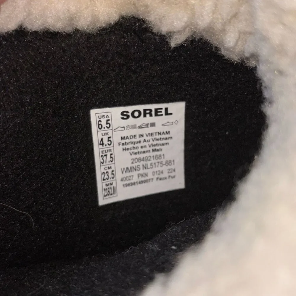 NWT Sorel Winter Carnival Waterproof snow rain winter boot 6.5 Spice Gum